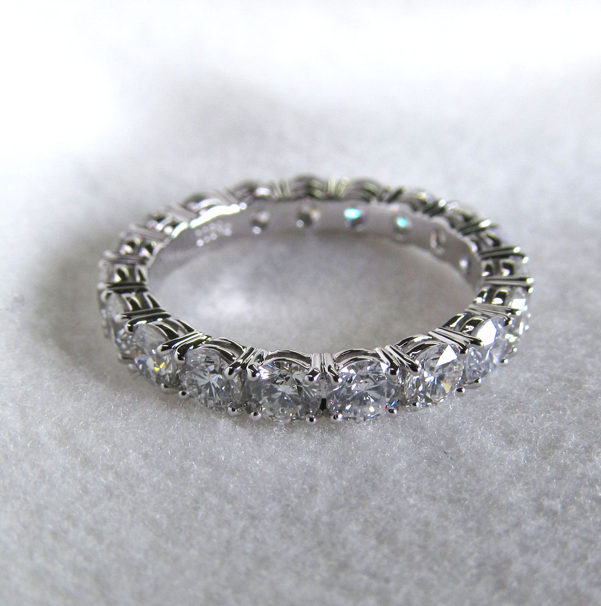 オーダーメイドジュエリー】ダイヤモンドのフルエタニティリング2.15